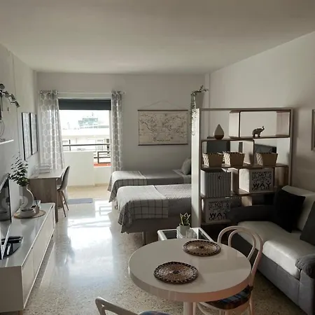 Estudio En Plaza Del Charco * Puerto de la Cruz (Tenerife)